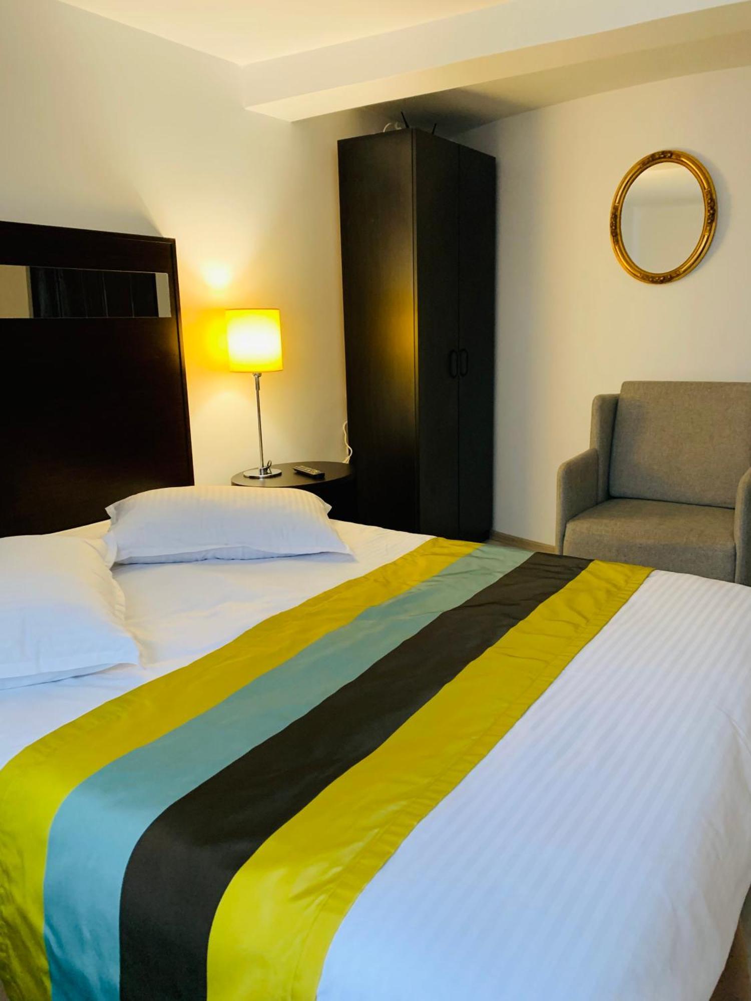 Casa Lazar Bed & Breakfast Toplita  Ngoại thất bức ảnh